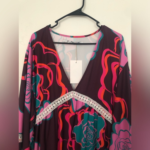 Juju by Julyen Maxi dress - Picture 2 of 5